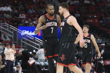 开云体育移动版-体型&amp;篮板托底！火箭超6成胜率拿到第40胜 KD带5个年轻人长线成长