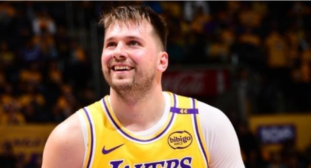 1740995644383029059.png 1740995745135.png